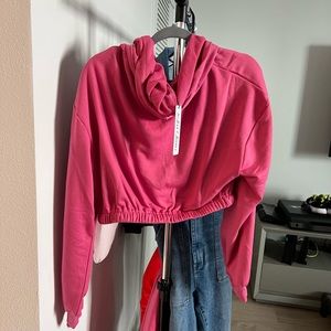 For love and lemons sweatshirt. Size large. Fits like medium.